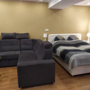 https://penzion-alca.praguehotelsweb.com